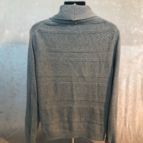 MARC ANTHONY V-NECK PULLOVER SWEATER - Picture 3 of 8